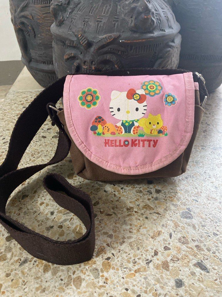 AUTHENTIC HELLO KITTY CROSSBODY BAG | HELLO KITTY BAG| HK BAG #9, Women's  Fashion, Bags & Wallets, Cross-body Bags on Carousell