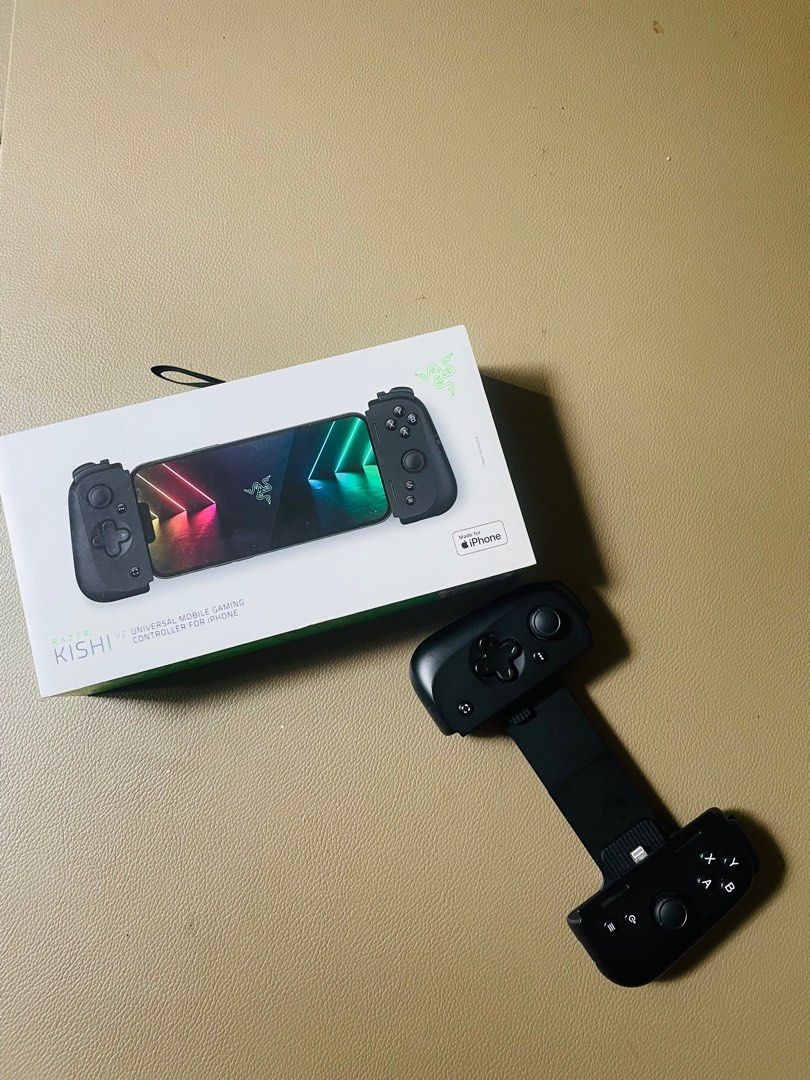 Backbone controller (Category: Others) located in Singapore. Submitted by daddycool2 (Listing ID 1256681966, Image 1). Description: Made for iphone .