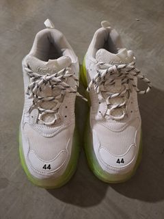 Balenciaga Triple S Sneakers, Luxury, Accessories on Carousell