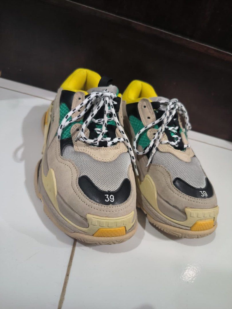 Balenciaga store type s