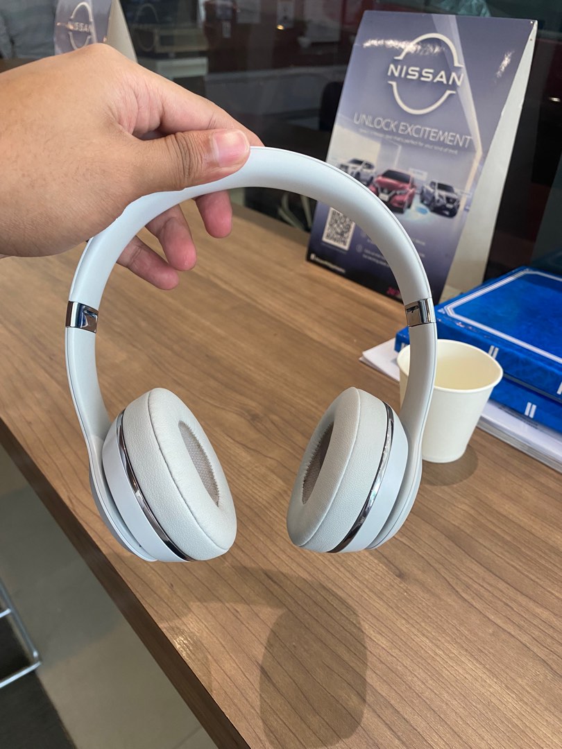 Beats Solo 3, Audio, Headphones & Headsets on Carousell