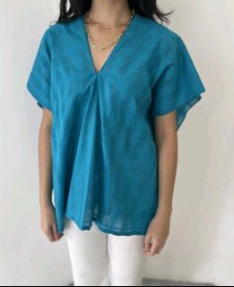 Blue tops
