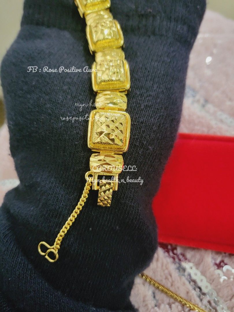 Gold breslate hotsell design with price