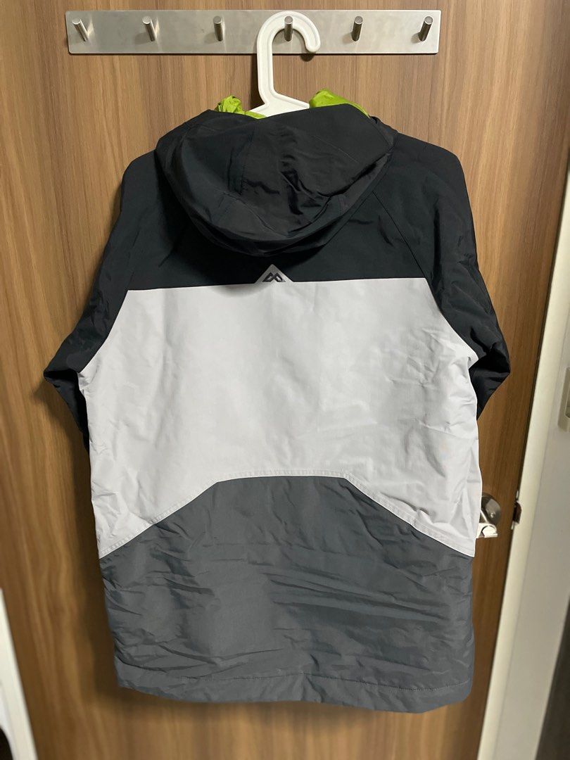 White kathmandu jacket on sale
