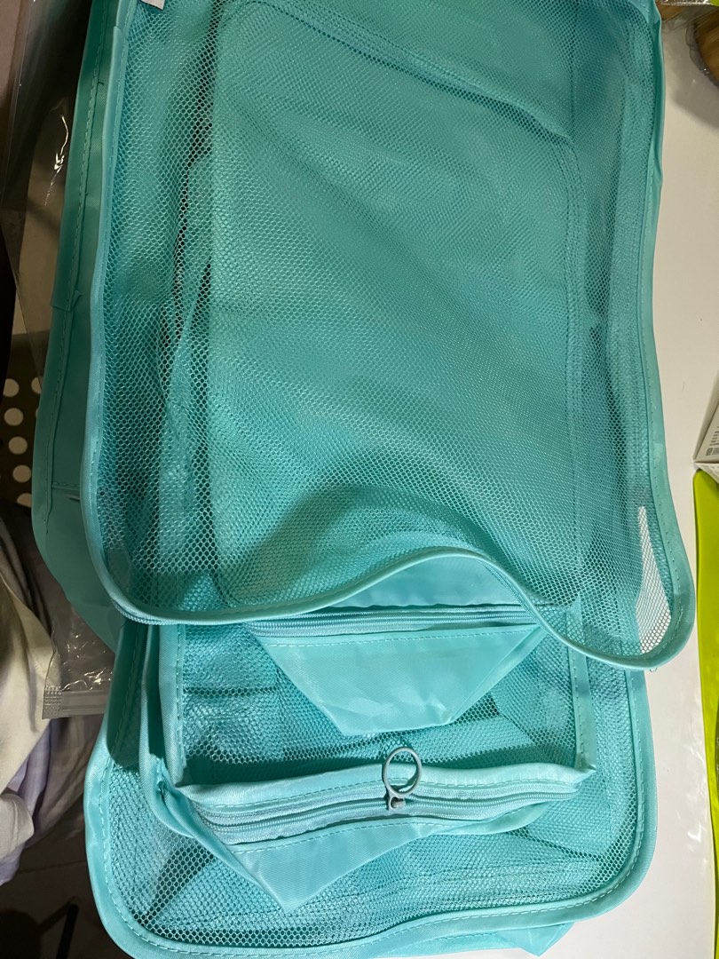 brand-new-travel-bags-4-sizes-in-total-women-s-fashion-bags