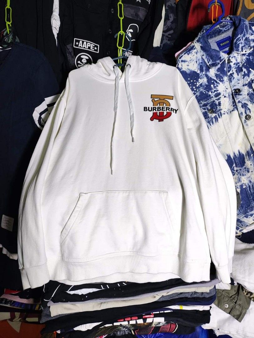 BURBERRY HOODIE PULLOVER, Men's Fashion, Coats, Jackets and Outerwear on  Carousell
