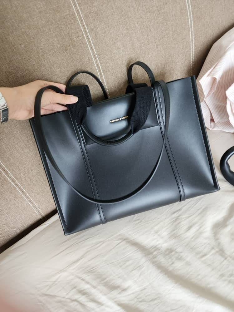 charles and keith laptop bag 250rm, Luxury, Bags & Wallets on Carousell