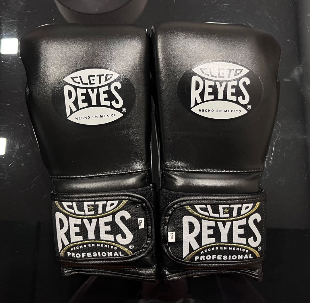 Hit N Move Boxing Gloves Cleto Reyes Black Mamba Pro Competition