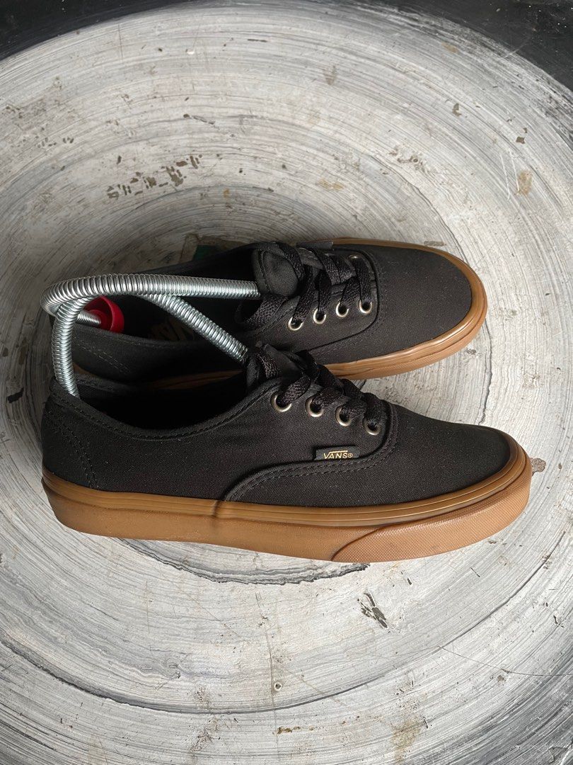 Black vans gum sole on sale uk