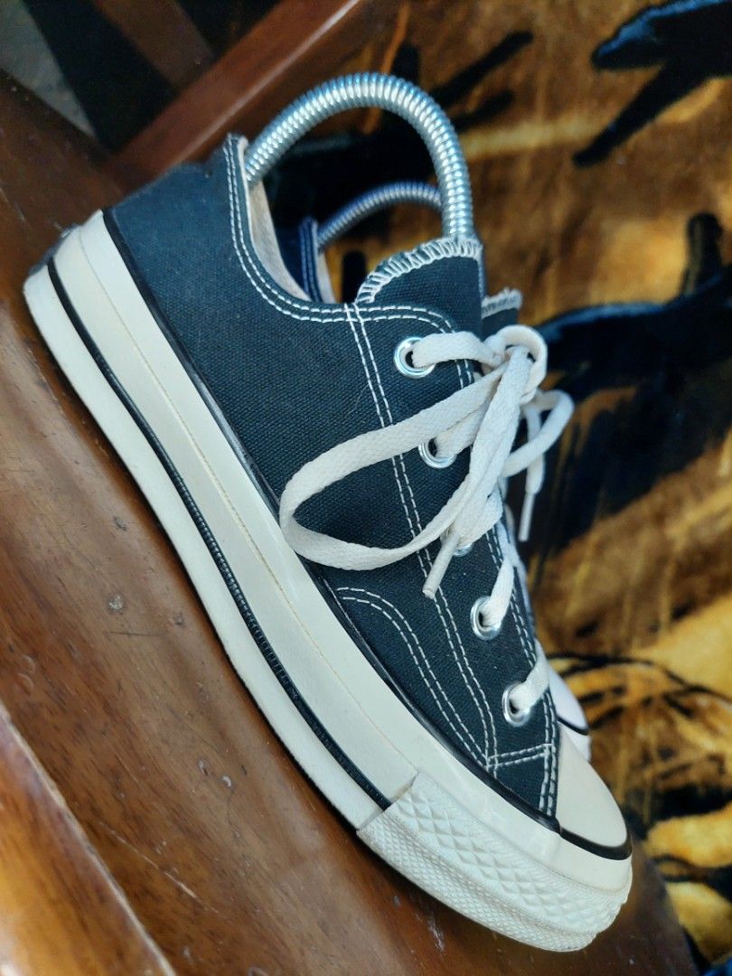 CONVERSE CHUCK TAYLOR 70 S SIZE 6 WOMEN