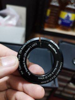 Crown Race 1.5" > 1 1/8"