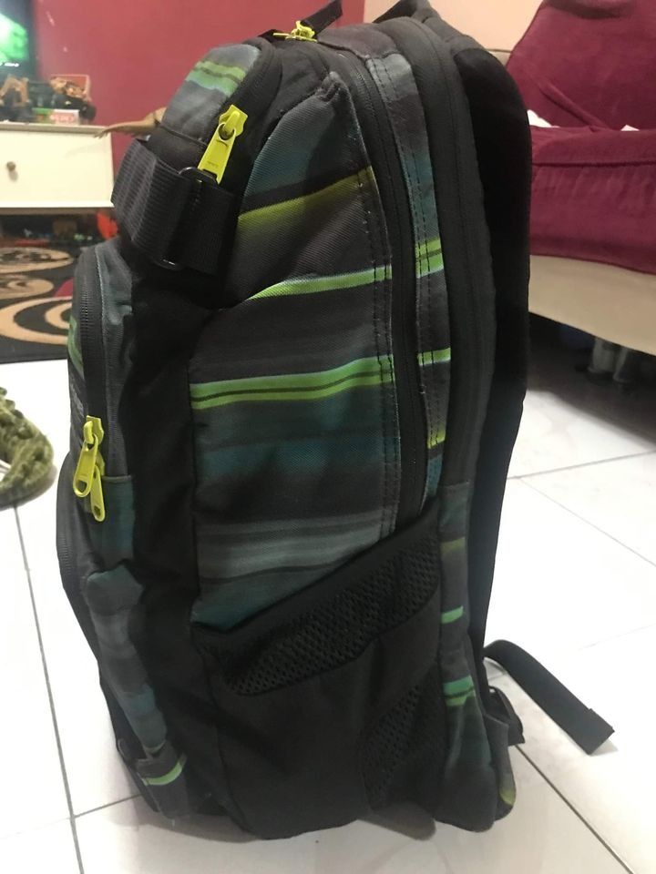 Dakine best sale skateboard backpack