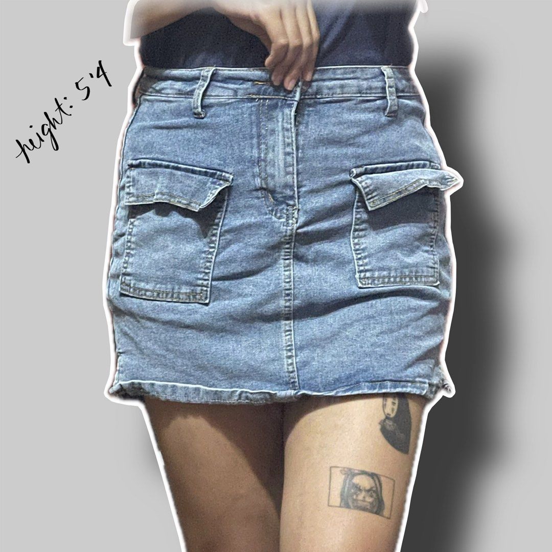 Denim Mini Skirt (Category: Skirts) located in Subic. Submitted by ri.declutter24 (Listing ID 1256705734, Image 2). Description: Never been used 💯 actual photos posted ☺️ • Meetup near DFA Manila ( will be available on first week of October only) •Lalamove/Grab : first week of Oct only • Delivery via JNT RFS: Not my style anymore..