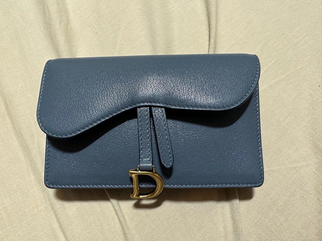 Saddle calfskin clutch clearance