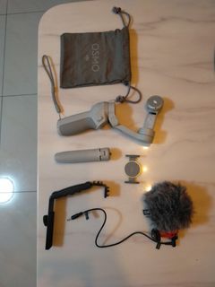 Dji Osmo Mobile 4 with Boya MM1 Pro Condenser Microphone & L-Shaped Bracket
