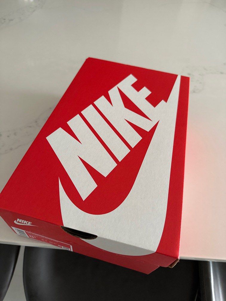 EMPTY NIKE SHOE BOX, Women's Fashion, Footwear, Sneakers on Carousell