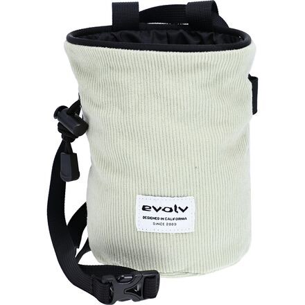 Evolv Bouldering Chalk Bag, Sports Equipment, Other Sports Equipment and  Supplies on Carousell