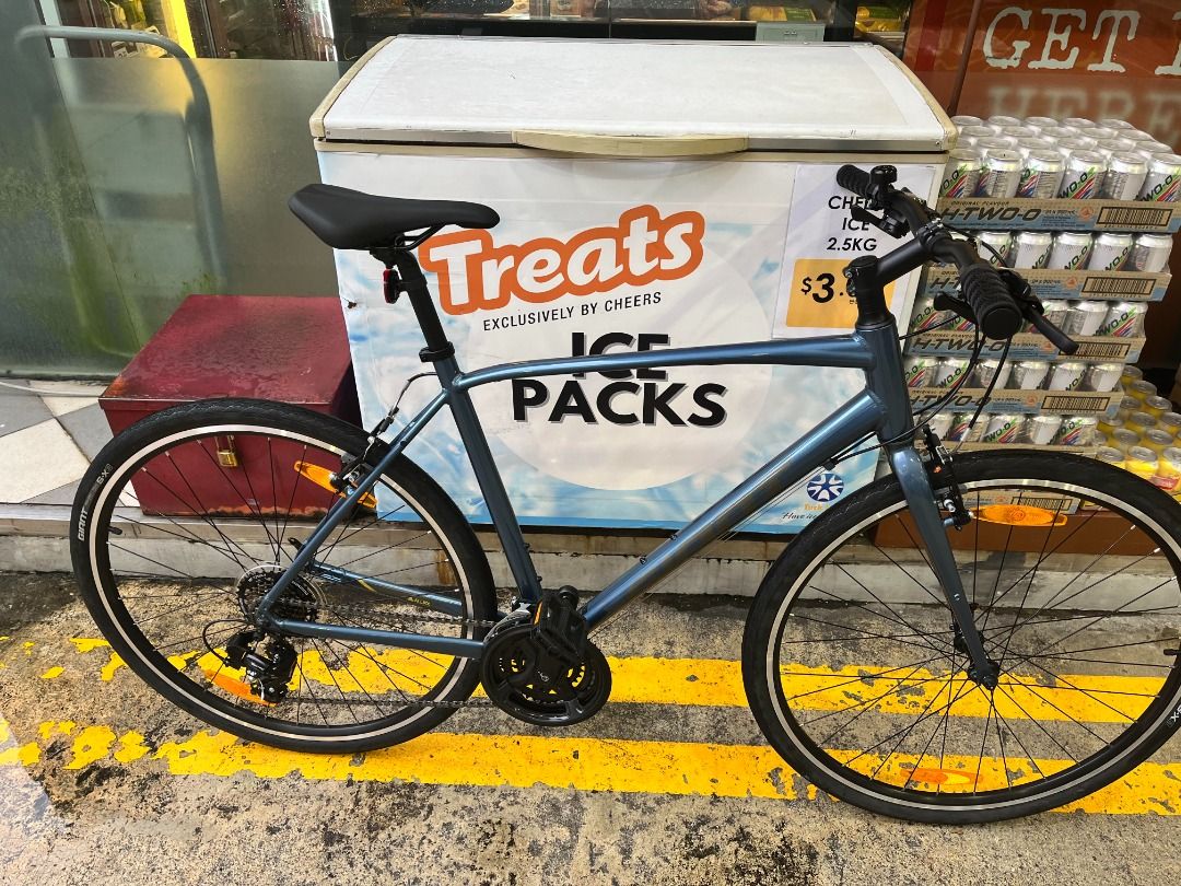 Giant Hybrid Bike Escape 3, Sports Equipment, Bicycles Parts