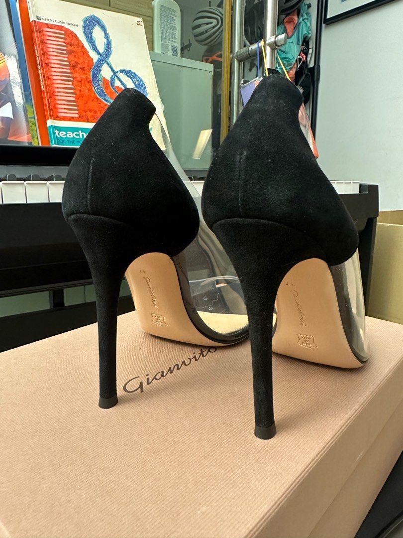 Gianvito rossi outlet black suede pumps