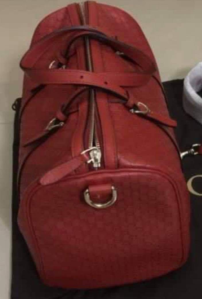 Red gucci duffle shop