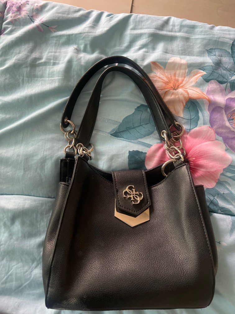 Guess Black Bag original store, Fesyen Wanita, Tas Dompet di