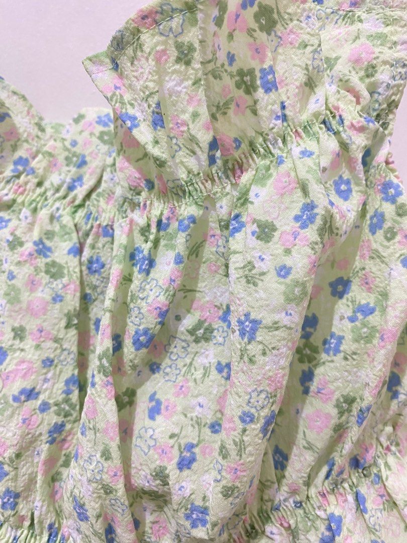 H&M Floral Lime Green Ruffled Sleeveless Top, Women's Fashion, Tops