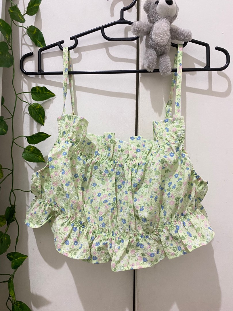 H&M Floral Lime Green Ruffled Sleeveless Top, Women's Fashion, Tops