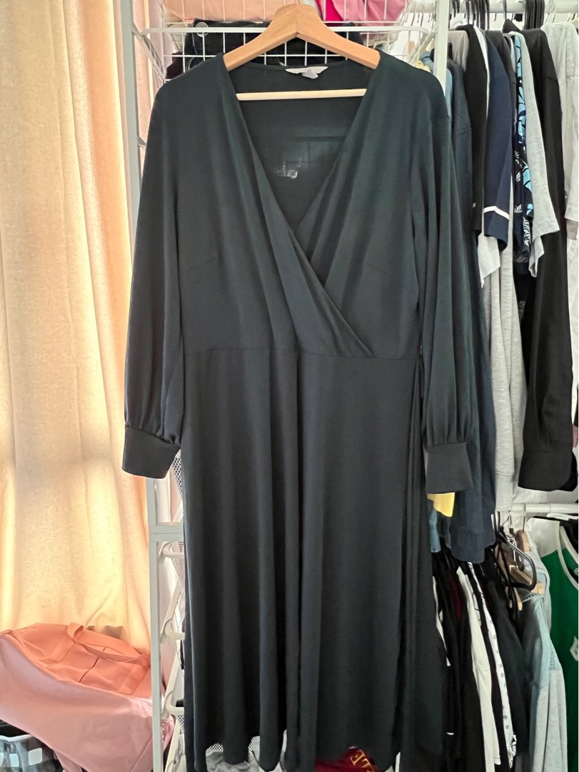 chinese dress ladies Luxury Divas Black Long Sleeve Vertical Stripe Wrap Dress Size Medium  Default Title at Amazon Women's Clothing store