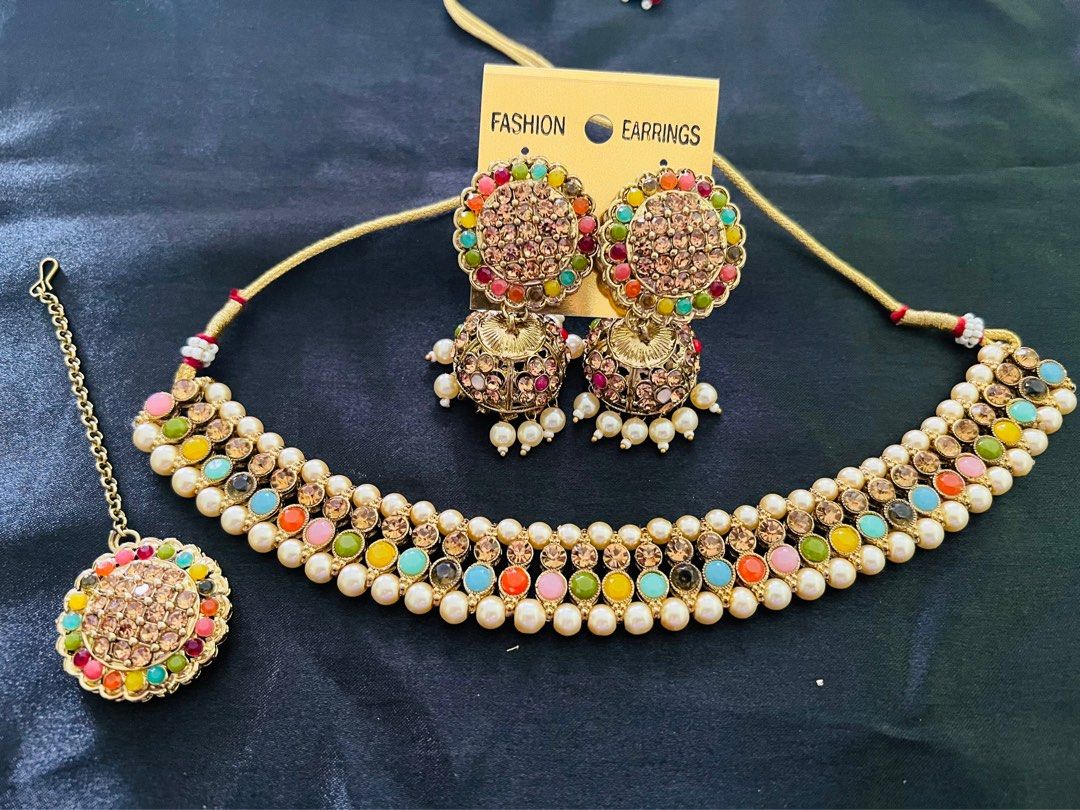 Choker with jhumkas on sale