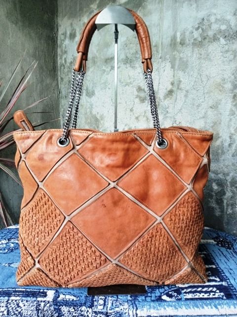 Lamb shoulder bag online