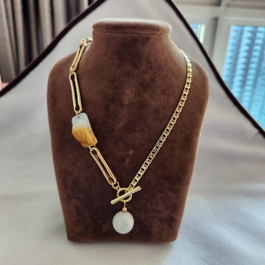 Gold plated chain and pendant top