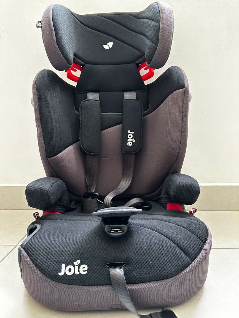 Joie Elevate Booster Carseat Babies Kids Going Out Car Seats