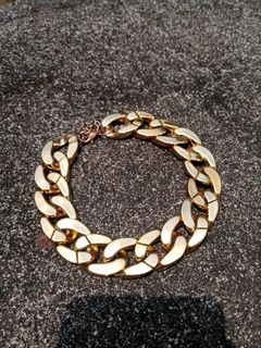 Kalung kucing