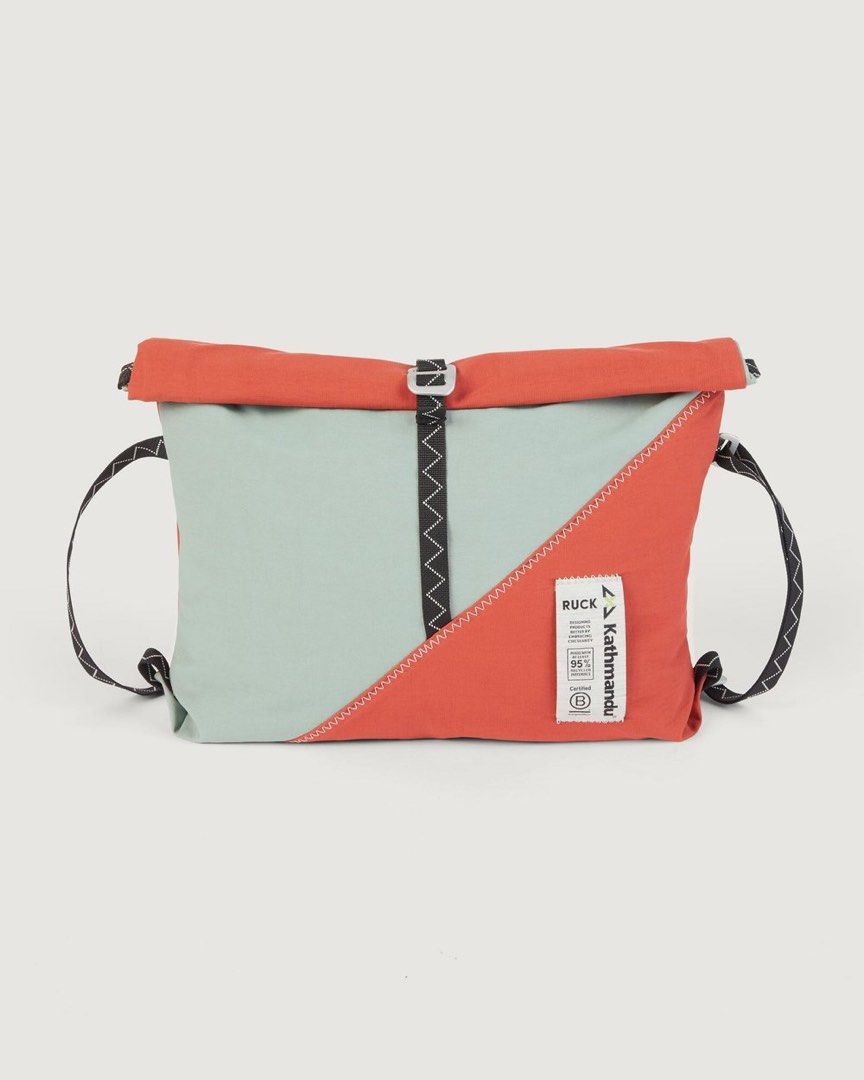 Kathmandu cross 2025 body bag