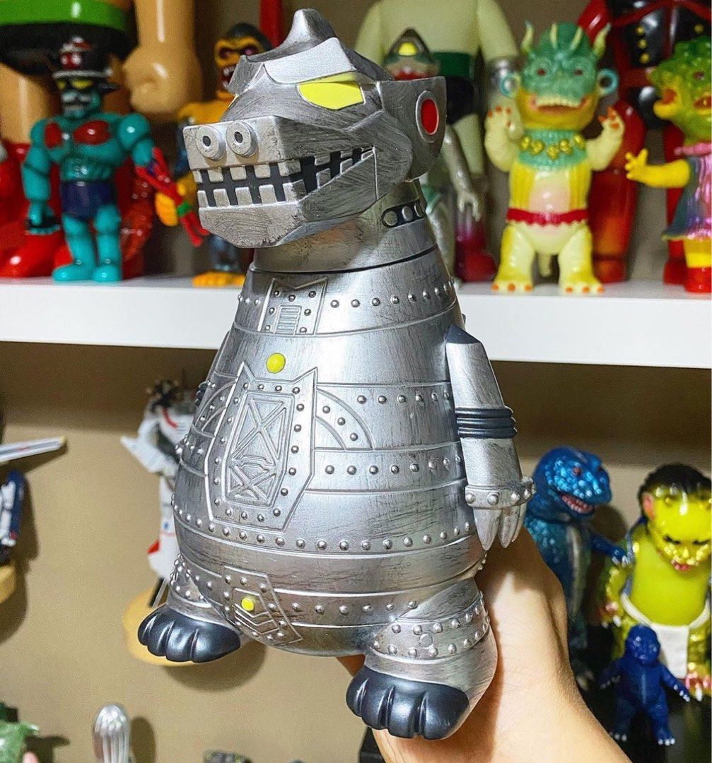 Kidrobot mechagodzilla online