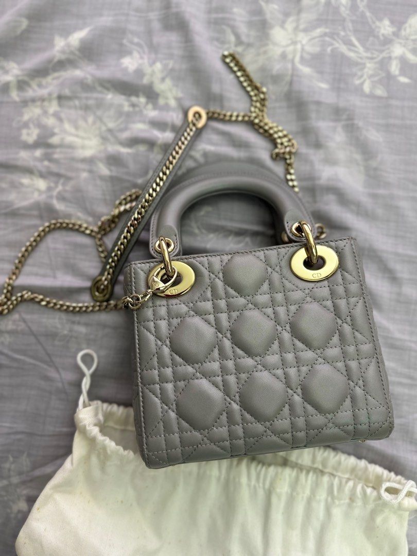 Harga sales diorama bag