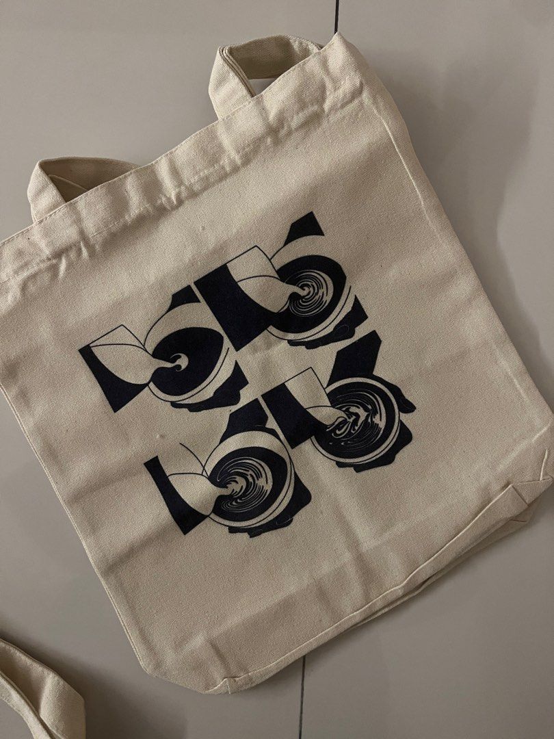 Latte art design 12oz canvas tote bag Women s Fashion Bags