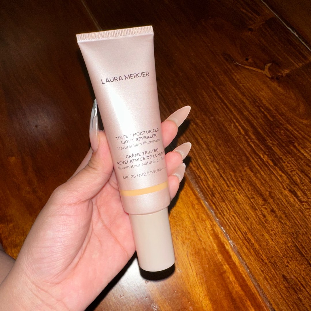 Laura Mercier Tinted Moisturizer in 2W1 Natural, Beauty & Personal Care