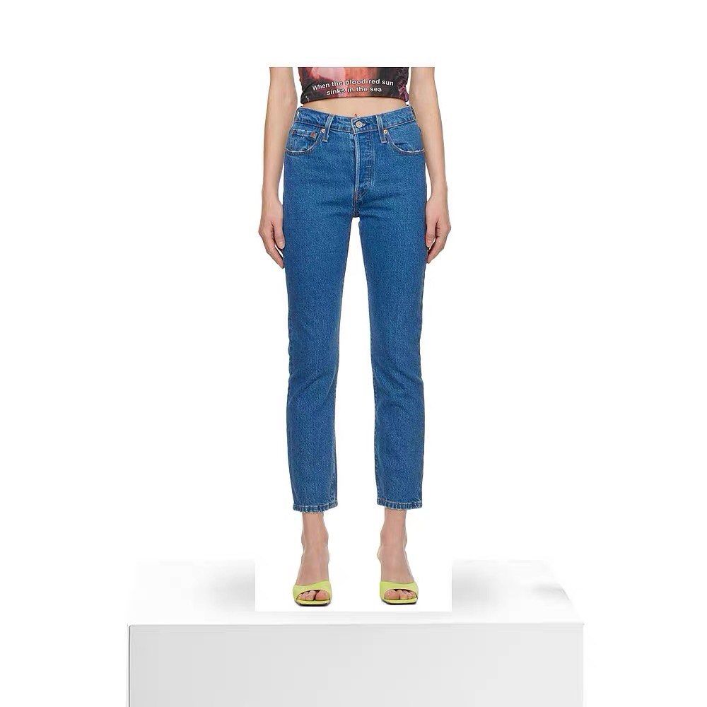 Levi's Capri Jeans Blue, Women's Fashion, Bottoms, Jeans & Leggings on  Carousell