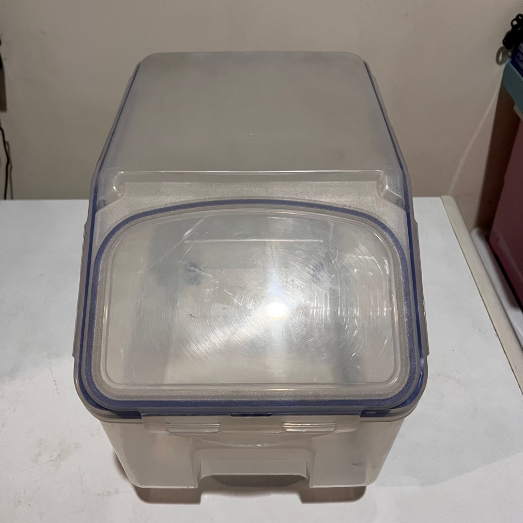 LocknLock Fliptop Rice Caddy 10kg (12L), Furniture & Home Living
