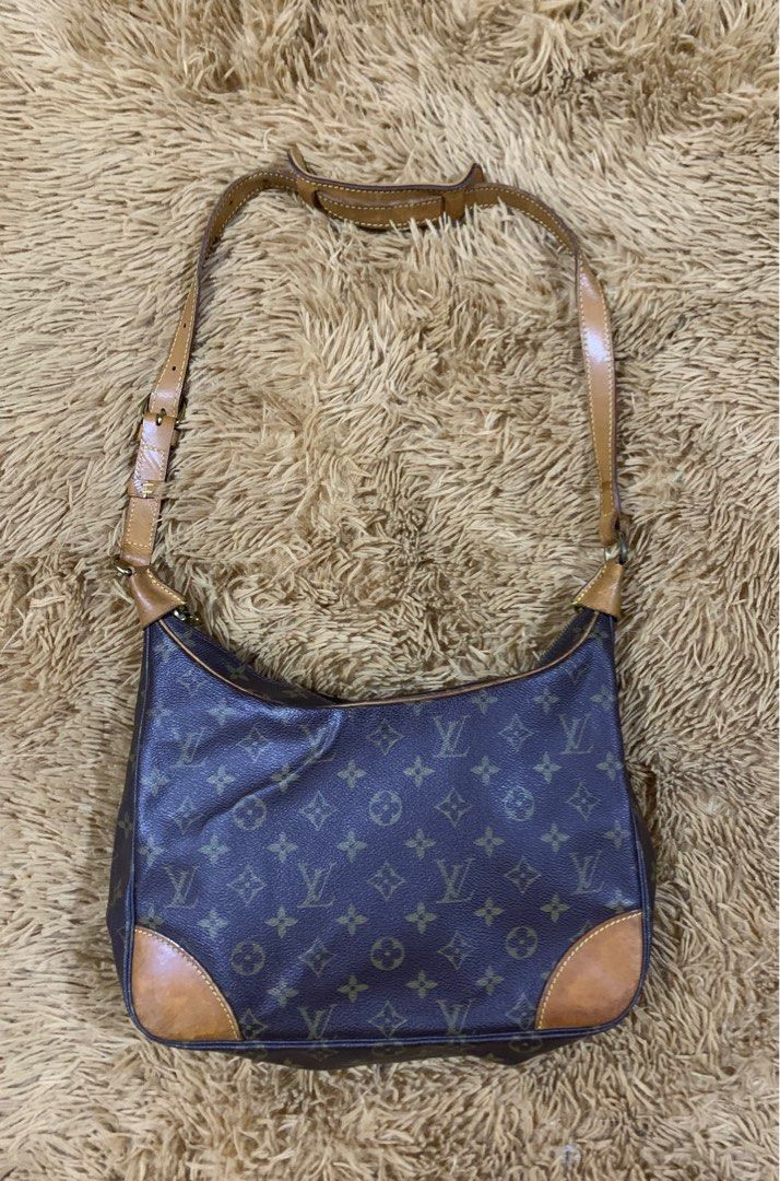 LOUIS VUITTON BOULOGNE 30 REVIEW/CHAT  Louis vuitton, Louis vuitton bag  neverfull, Louis