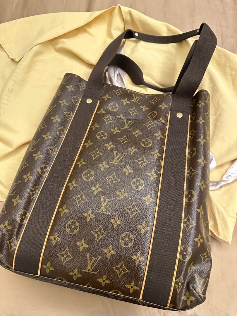 LOUIS VUITTON LOUIS VUITTON Cabaso Beaubourg Tote Bag M53013 Monogram  canvas Brown Used mens M53013