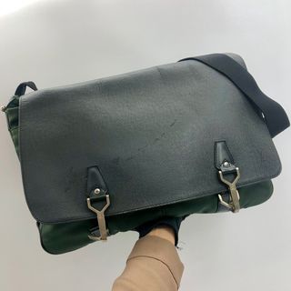 Louis Vuitton Burgundy Taiga Leather Dersou Messenger Bag