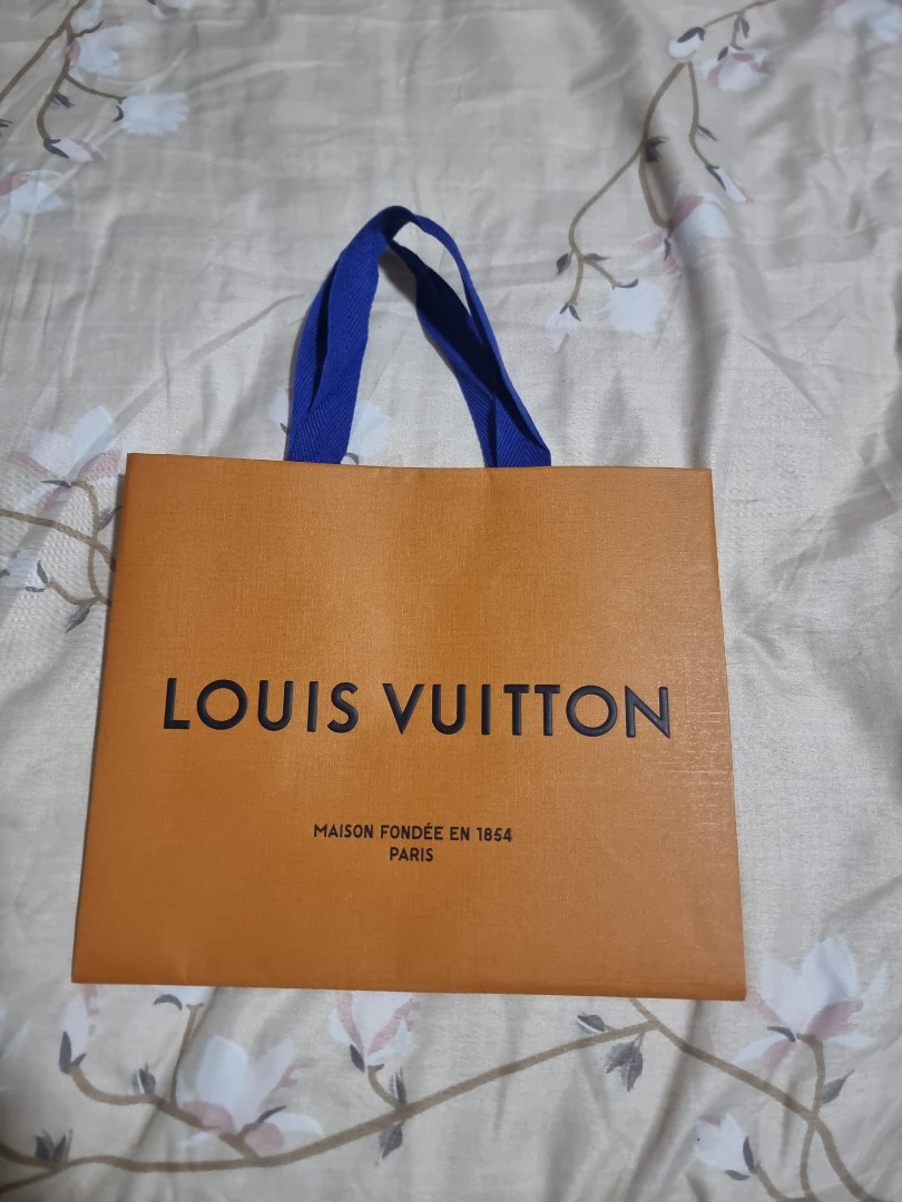 Authentic Louis Vuitton paper bag, Hobbies & Toys, Stationery & Craft,  Craft Supplies & Tools on Carousell