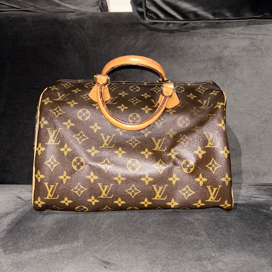 Louis Vuitton Graffiti Speedy 30, Luxury, Bags & Wallets on Carousell