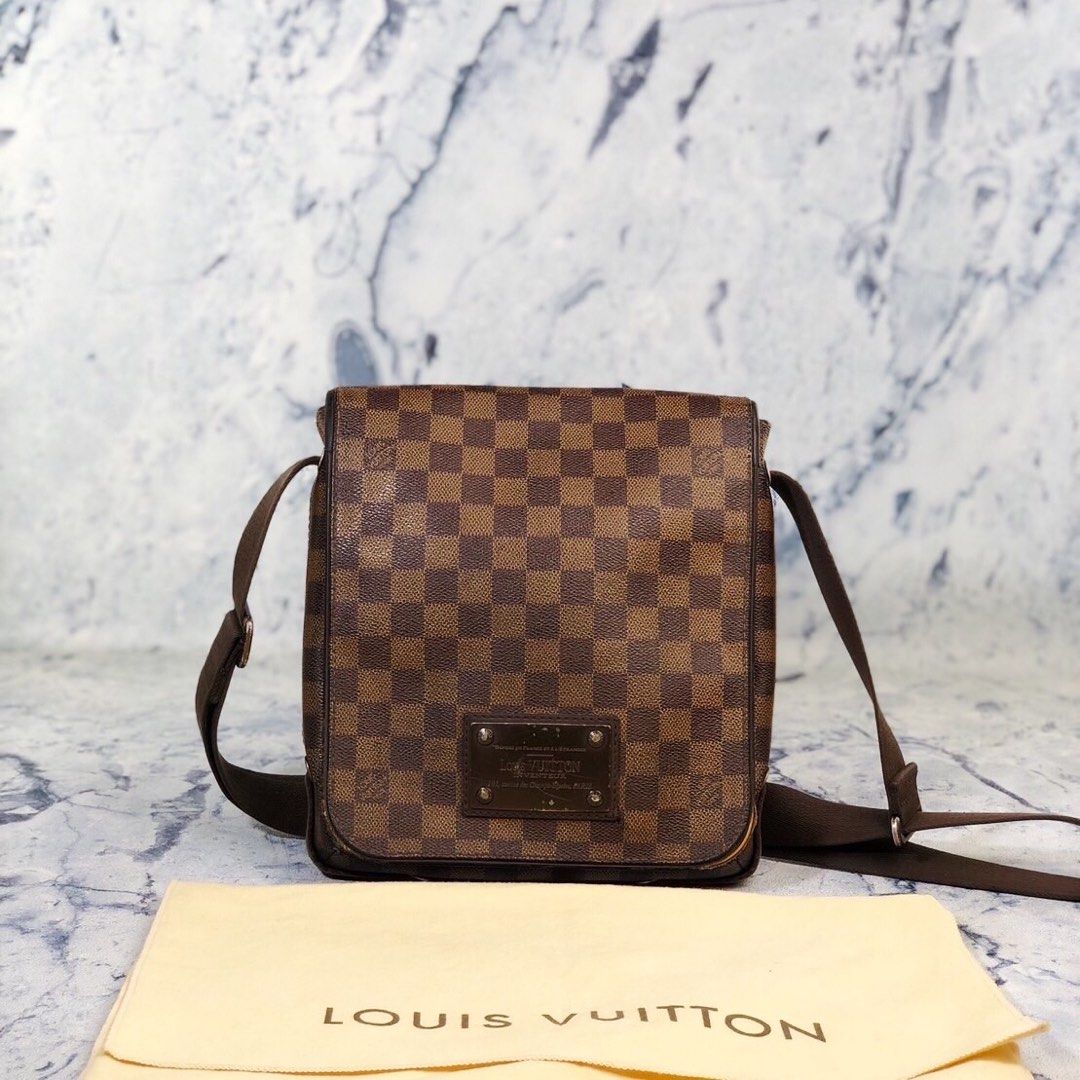 Tas LV Sling bag, Barang Mewah, Tas & Dompet di Carousell