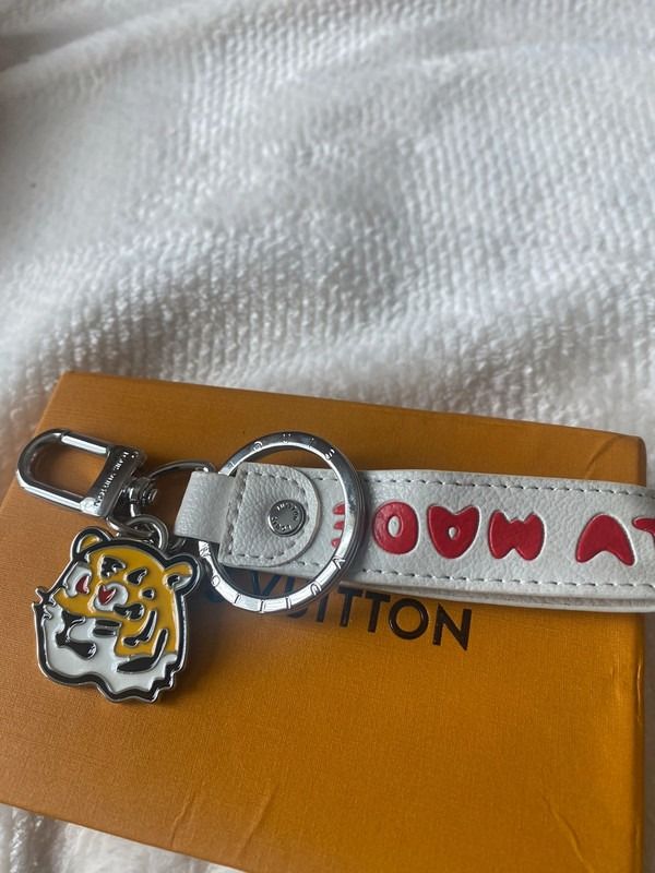 LOUIS VUITTON Precious Tiger Bag Charm Key Holder 1277968