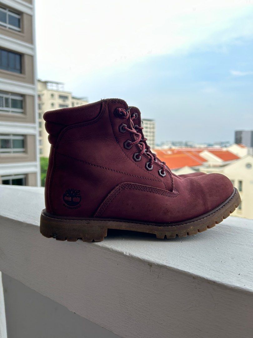 Maroon hotsell timberland boots