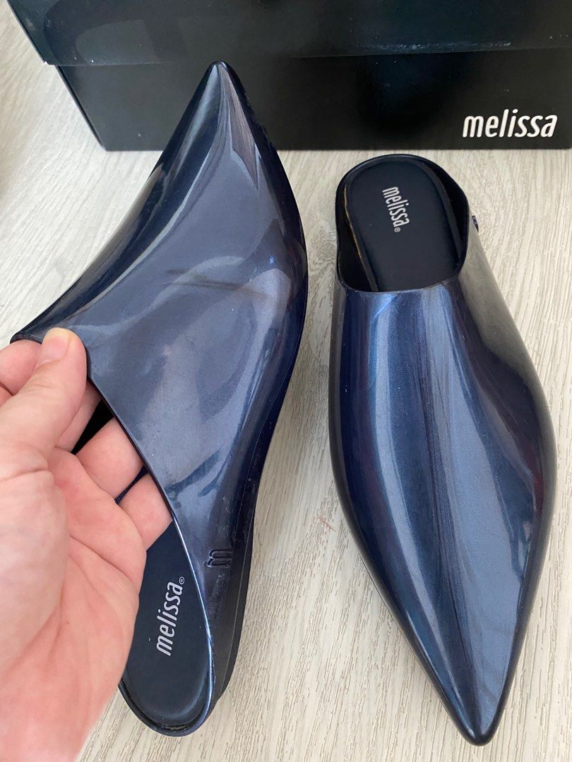 Melissa Shoes Women s Fashion Footwear Flats on Carousell