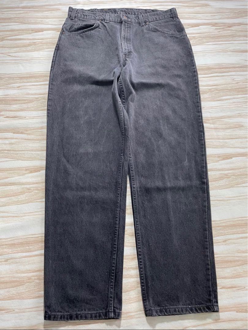 Levis 2025 size 34